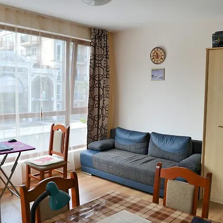 Balkan Breeze 7 One Bedroom Eh Апартамент